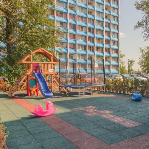 Hotel Sulina International in Mamaia Beachfront Hotel Sulina International in Mamaia Beachfront