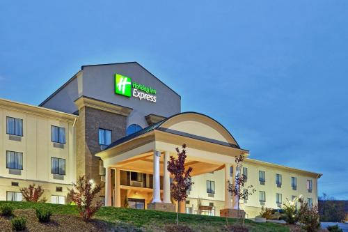 A szálláshely kívülről, Holiday Inn Express Troutville-Roanoke North By IHG in Troutville A szálláshely kívülről, Holiday Inn Express Troutville-Roanoke North By IHG in Troutville