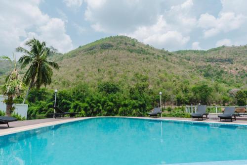 Erachon Raft Resort in 시 사왓 Erachon Raft Resort in 시 사왓