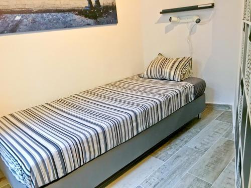 Urban Manesa city center apartment with private patio in Manresa Urban Manesa city center apartment with private patio in Manresa