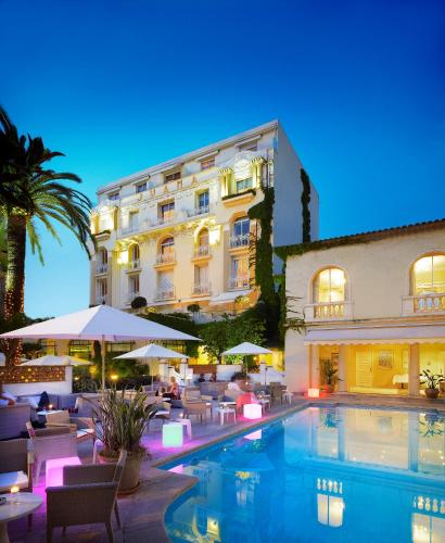 Piscina, Hotel Juana in Juan-les-pins Piscina, Hotel Juana in Juan-les-pins