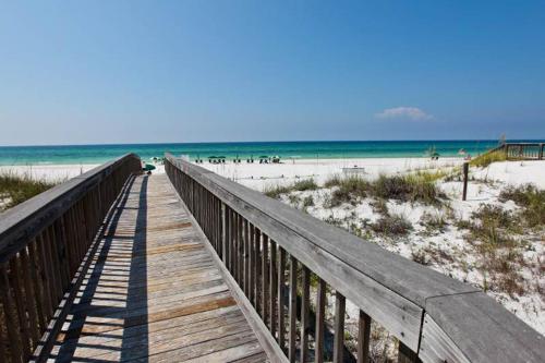 Dunes of Seagrove Condominiums in Seagrove Beach (FL) Dunes of Seagrove Condominiums in Seagrove Beach (FL)