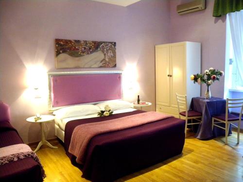 This photo about Hotel Margaret shared on HyHotel.com