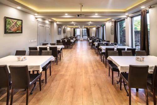 Maistas ir gėrimai, BOLU GRAND KÖROĞLU OTEL (BOLU GRAND KOROGLU OTEL) in City Center Maistas ir gėrimai, BOLU GRAND KÖROĞLU OTEL (BOLU GRAND KOROGLU OTEL) in City Center