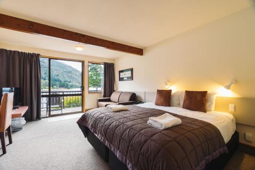 Hawea Hotel in Lake Hawea Hawea Hotel in Lake Hawea