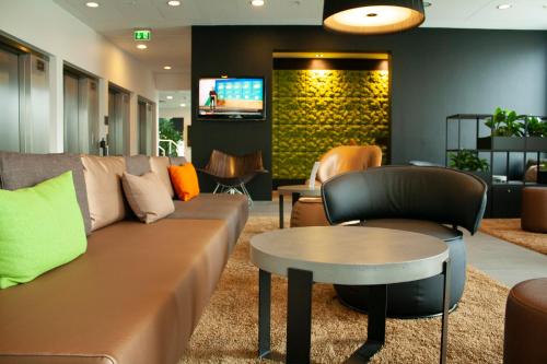 Shared lounge/TV area, Wakeup Copenhagen - Carsten Niebuhrs Gade in Copenhagen Shared lounge/TV area, Wakeup Copenhagen - Carsten Niebuhrs Gade in Copenhagen