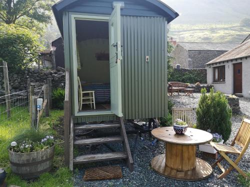 Shepherds hut Dolly wagon in Wythburn Shepherds hut Dolly wagon in Wythburn