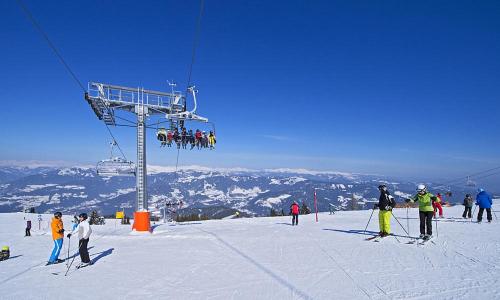 Apartment Gerlitzen Ossiachersee - Haus Enzian - Urlaub am Berg in Treffen Am Ossiacher See Apartment Gerlitzen Ossiachersee - Haus Enzian - Urlaub am Berg in Treffen Am Ossiacher See