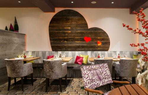 مطعم, Lieblingsplatz Tirolerhof in زيل آم زيلار مطعم, Lieblingsplatz Tirolerhof in زيل آم زيلار