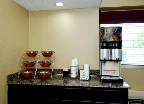 Előcsarnok, Red Roof Inn Columbus West - Hilliard in Sweetwater Előcsarnok, Red Roof Inn Columbus West - Hilliard in Sweetwater