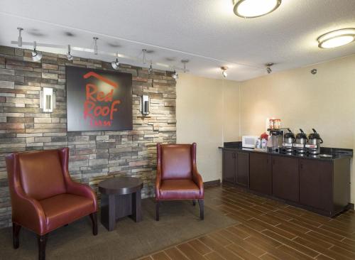Előcsarnok, Red Roof Inn Cincinnati - Sharonville in Sharonville (Ohio) Előcsarnok, Red Roof Inn Cincinnati - Sharonville in Sharonville (Ohio)