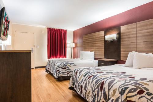 特克薩卡納紅頂酒店 (Red Roof Inn Texarkana) in 博柔 (AR) 特克薩卡納紅頂酒店 (Red Roof Inn Texarkana) in 博柔 (AR)