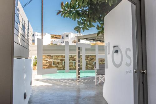Lithos Luxury Suites in Tinos Lithos Luxury Suites in Tinos