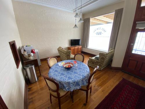 Yass Central Bed & Breakfast in Yass Yass Central Bed & Breakfast in Yass
