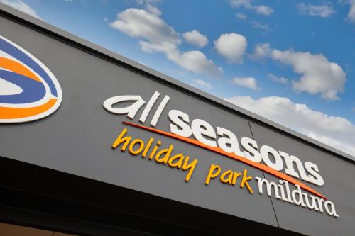 Ulaz, All Seasons Mildura Holiday Park in Mildura Ulaz, All Seasons Mildura Holiday Park in Mildura