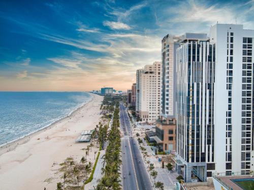 Entrance, HAIAN Beach Hotel & Spa in Da Nang Entrance, HAIAN Beach Hotel & Spa in Da Nang