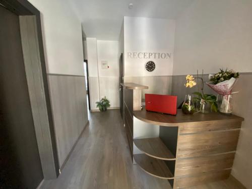Фойє, Comfort Guest Rooms in Казанлак Фойє, Comfort Guest Rooms in Казанлак