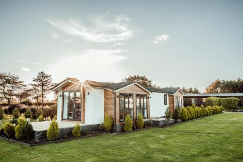 Bejárat, Little Eden Country Park, Bridlington with Private Hot Tubs in Carnaby Bejárat, Little Eden Country Park, Bridlington with Private Hot Tubs in Carnaby