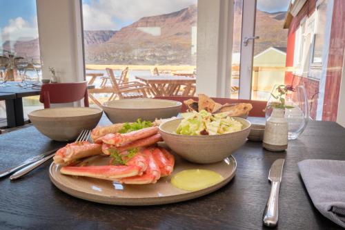 Food and beverages, Hotel Disko Island in Aasiaat Food and beverages, Hotel Disko Island in Aasiaat