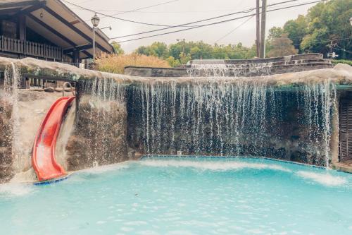 Attractions, Brookside Lodge in Gatlinburg (TN) Attractions, Brookside Lodge in Gatlinburg (TN)