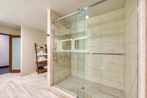 Hotel Lexen Newhall - Adults Only in Santa Clarita (CA) Hotel Lexen Newhall - Adults Only in Santa Clarita (CA)