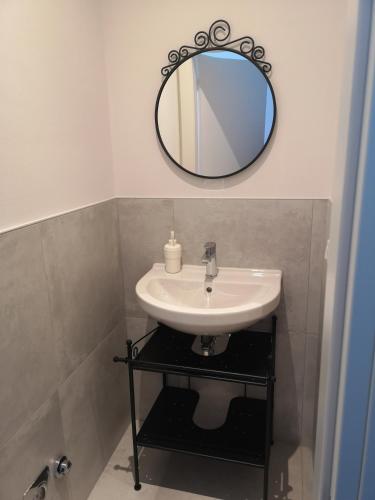 Bathroom, Farolfi Apartments Agucchi in Reno Bathroom, Farolfi Apartments Agucchi in Reno
