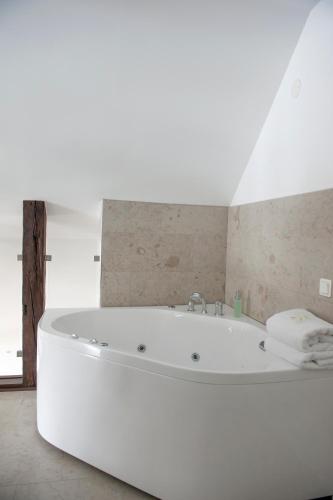 Bathroom, Hotell Slottsbacken in Visby Bathroom, Hotell Slottsbacken in Visby