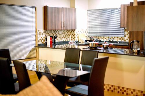 Kitchen, Valleyside Executive Apartments in Lobamba Kitchen, Valleyside Executive Apartments in Lobamba