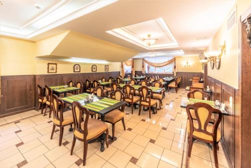 Restaurant, Rixwell Old Riga Palace in Riga City Center Restaurant, Rixwell Old Riga Palace in Riga City Center