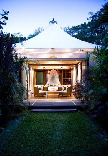 Είσοδος, The Fiji Orchid Resort in Λατόκα Είσοδος, The Fiji Orchid Resort in Λατόκα