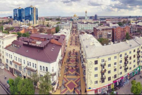 Квартира в центре с видом на Садовую ЦУМ in روستوف اون دون Квартира в центре с видом на Садовую ЦУМ in روستوف اون دون