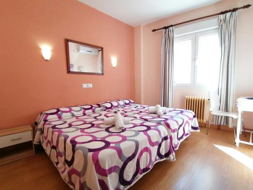 Hostal Hernan Cortes in Caceres City Center Hostal Hernan Cortes in Caceres City Center