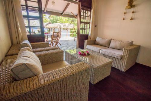 Le Coconut Lodge in Rangiroa Le Coconut Lodge in Rangiroa