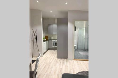 Kitchen, Toppmodernt litet hus nara Kalmar slott och havet in Tegelviken-Gamla Staden Kitchen, Toppmodernt litet hus nara Kalmar slott och havet in Tegelviken-Gamla Staden