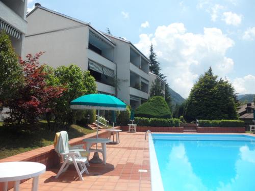 Swimming pool, Valsassina Rent in Introbio Swimming pool, Valsassina Rent in Introbio