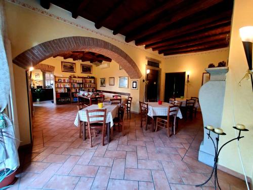 Food and beverages, Antica Locanda La Tinara del Belvedere - Romantic Dreams - in Galbiate Food and beverages, Antica Locanda La Tinara del Belvedere - Romantic Dreams - in Galbiate