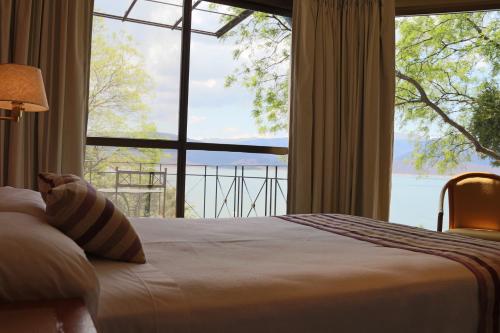 Hotel Del Dique in โกโรเนล มอลเดส Hotel Del Dique in โกโรเนล มอลเดส