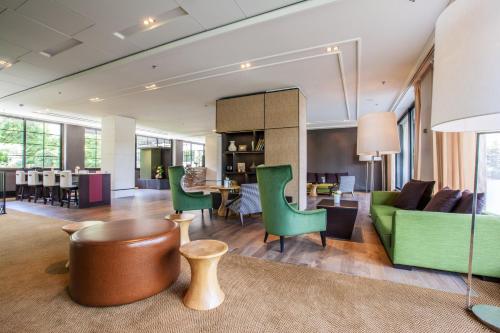 A szálláshely kívülről, Crowne Plaza Geneva By IHG near Jardin Botanique Alpin de Meyrin A szálláshely kívülről, Crowne Plaza Geneva By IHG near Jardin Botanique Alpin de Meyrin