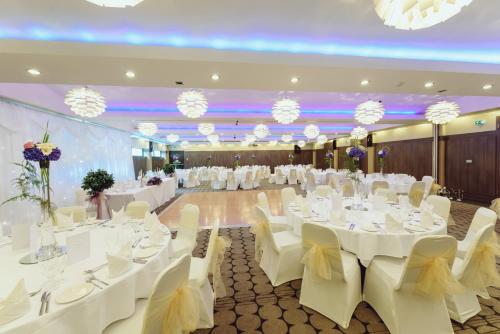 Meeting room / ballrooms, Crowne Plaza London - Kingston By IHG in Greater London South West Meeting room / ballrooms, Crowne Plaza London - Kingston By IHG in Greater London South West