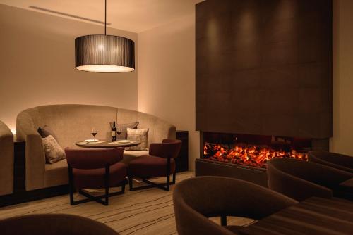 Restaurant, ANA Crowne Plaza Sapporo By IHG in Sapporo Restaurant, ANA Crowne Plaza Sapporo By IHG in Sapporo