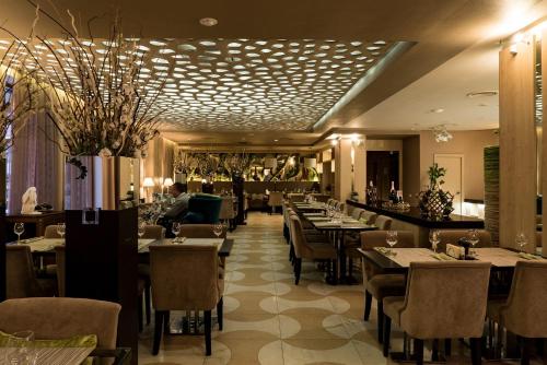 Ресторан, Kulibin Park Hotel & SPA in Нижній Новгород Ресторан, Kulibin Park Hotel & SPA in Нижній Новгород