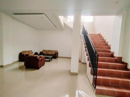 Exterior view, RedDoorz @ Artomoro Guest House in Sleman Exterior view, RedDoorz @ Artomoro Guest House in Sleman