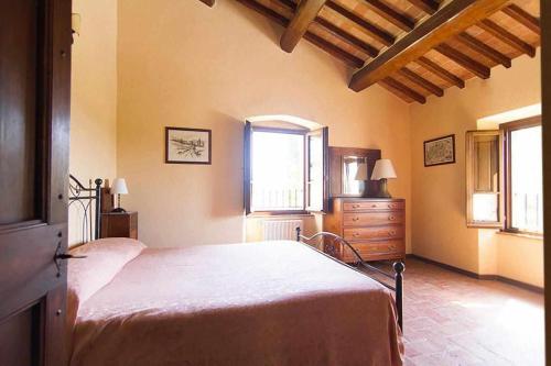 Appartamenti con cucina nelle colline toscane in Анг'ярі Appartamenti con cucina nelle colline toscane in Анг'ярі