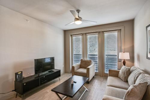 Beautifully Furnished Luxury Apartment in Dallas Dallas