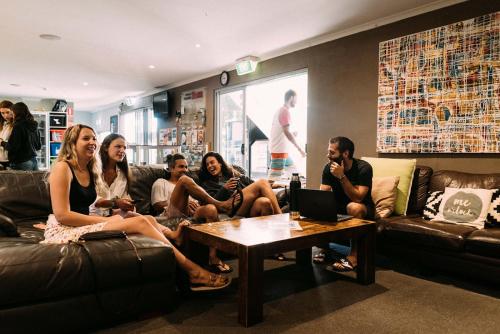 salon détente/TV commun, Noosa Flashpackers in Sunshine Coast salon détente/TV commun, Noosa Flashpackers in Sunshine Coast