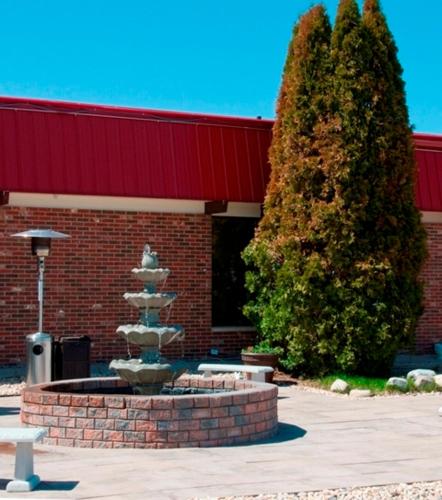 This photo about Canway Inn & Suites shared on HyHotel.com