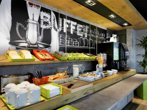 Food and beverages, ibis Budget Villemomble in Villemomble Food and beverages, ibis Budget Villemomble in Villemomble