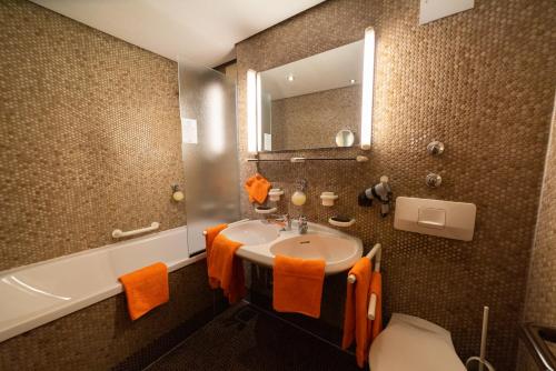 Stadt-gut-Hotel Filderhotel in ออสท์ฟิลเดิร์น Stadt-gut-Hotel Filderhotel in ออสท์ฟิลเดิร์น