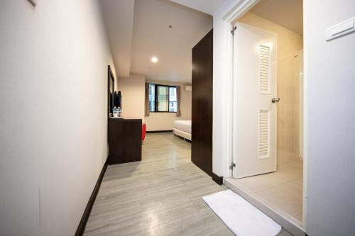 Facilities, xin shi dai hotel in Lingya District Facilities, xin shi dai hotel in Lingya District