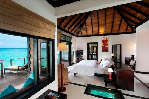 Sun Siyam Iru Fushi - Free Transfer for two with minimum 7 nights stay in Noonu Atoll Sun Siyam Iru Fushi - Free Transfer for two with minimum 7 nights stay in Noonu Atoll